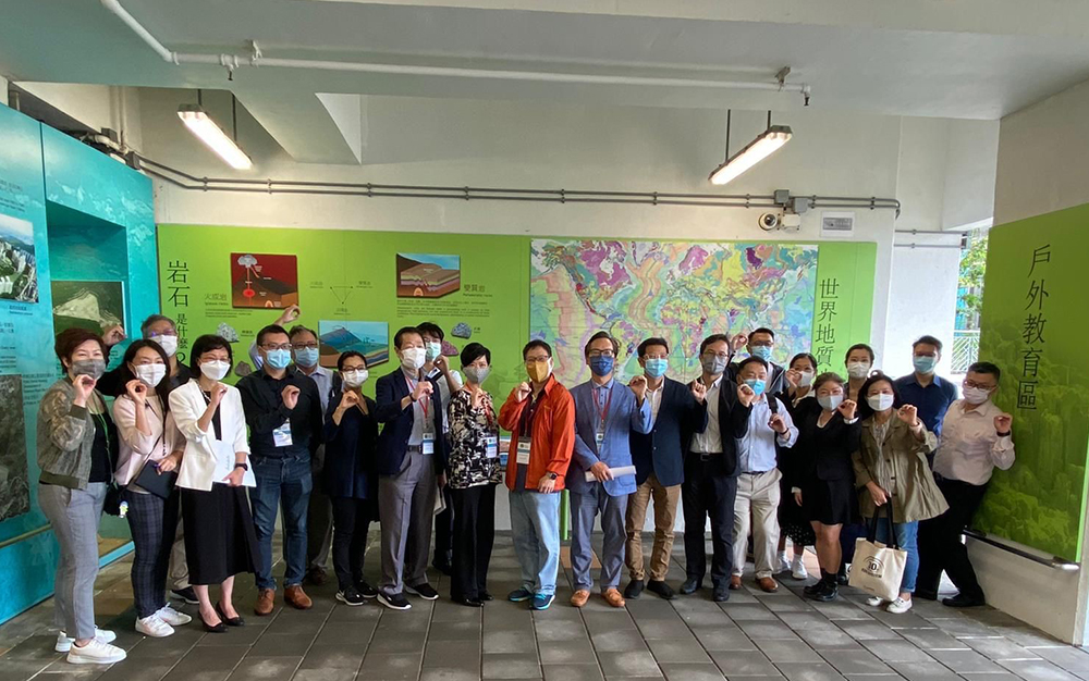 評審團去年10月到訪安泰邨, 對房委會於建設綠色和可持續發展社區方面的貢獻和成果表示讚許。